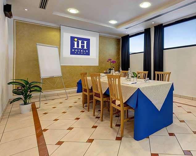 Ih Hotels Firenze Business Скандиччи Удобства фото
