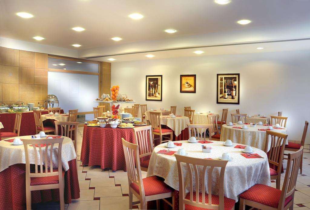 Ih Hotels Firenze Business Скандиччи Экстерьер фото