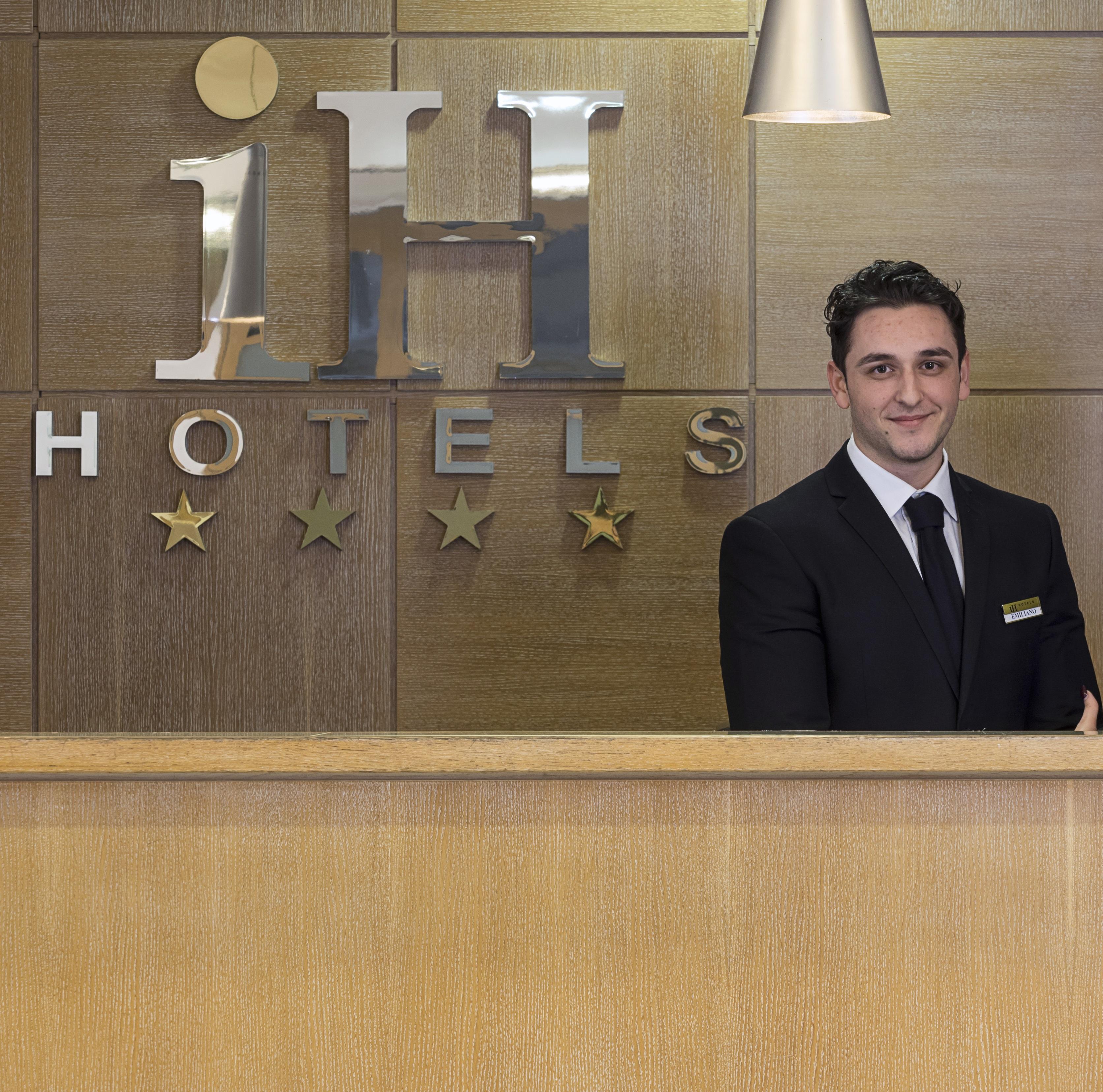 Ih Hotels Firenze Business Скандиччи Экстерьер фото